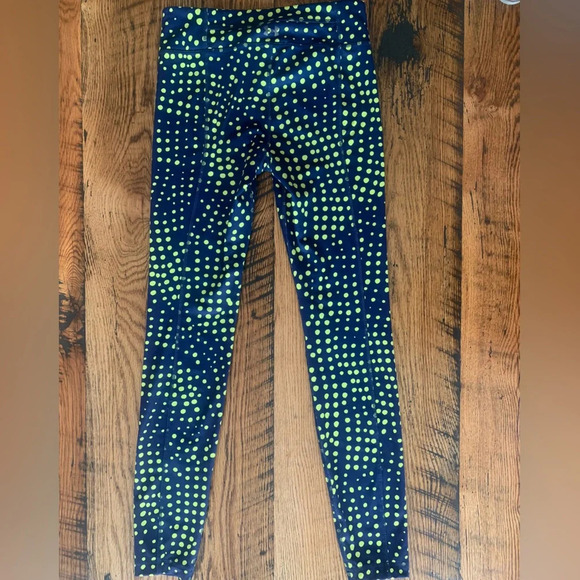 Under armour all season leggings, printed under armour leggings, dots - Picture 5 of 9